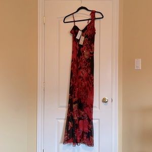 Beautiful dress by Lori M collection